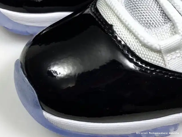 Official Maikesneakers 11 378037-100 Air Retro Jordan 
